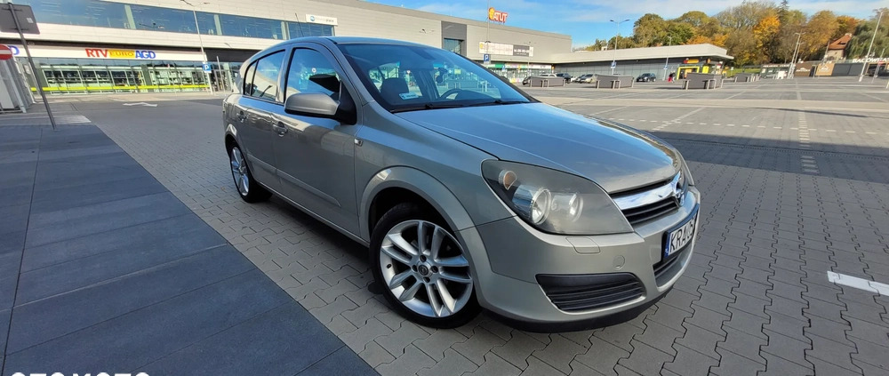 Opel Astra cena 13900 przebieg: 231000, rok produkcji 2006 z Kraków małe 29